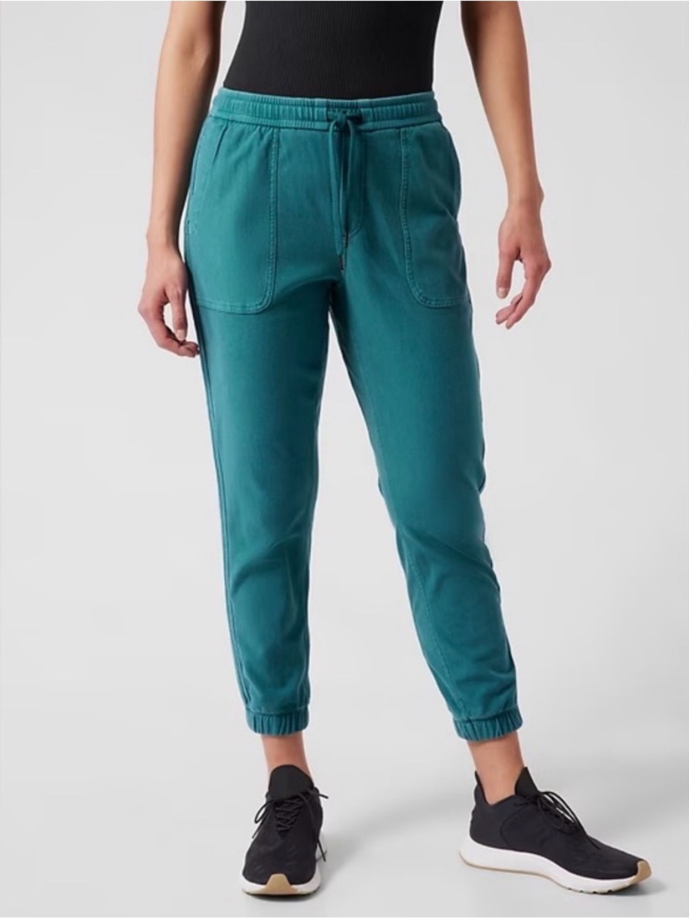 Athleta Farallon Jogger pants in the color Borealis Green